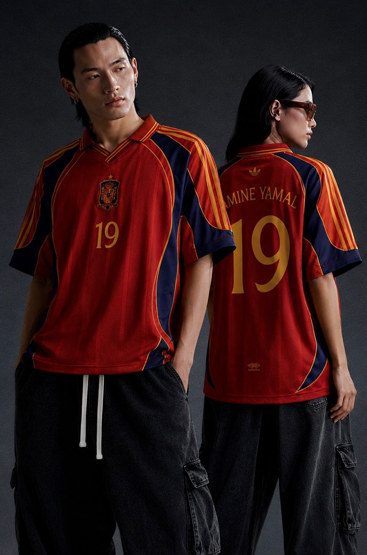 Spain #19 Lamine Yamal Football Jersey | Retro Soccer Shirt for Men & Women